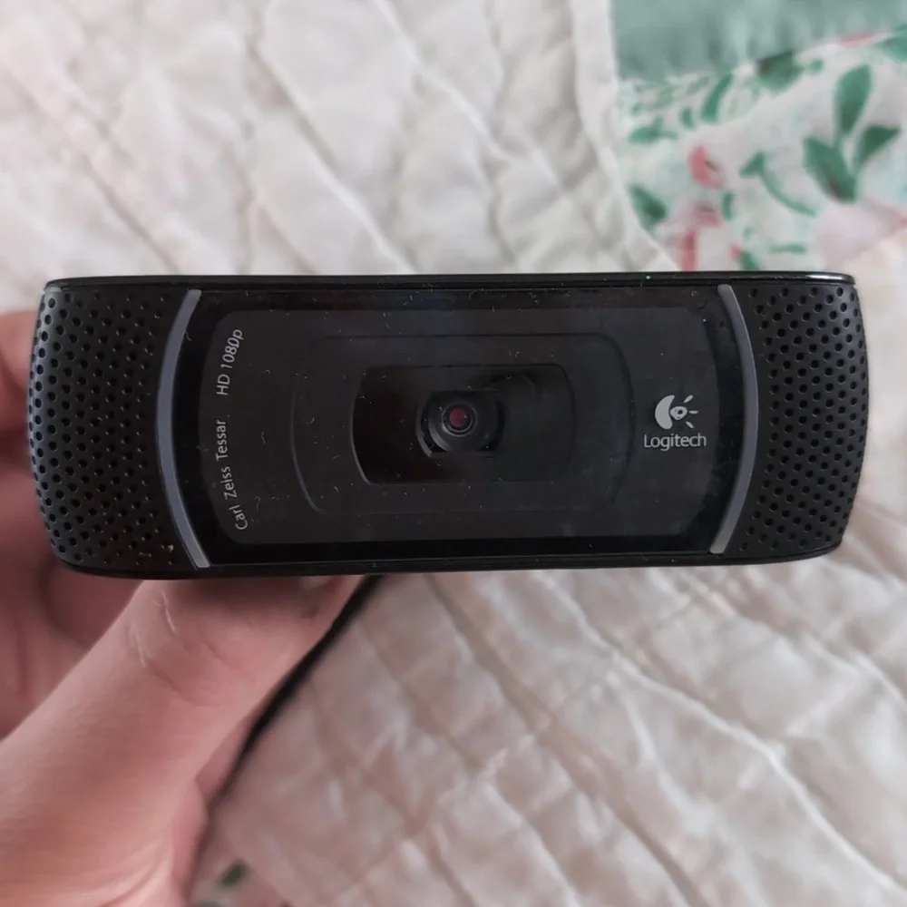 Logitech C910 webcam